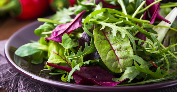 Salada de Vegetais Folhosos para Baixar a Pressão Arterial